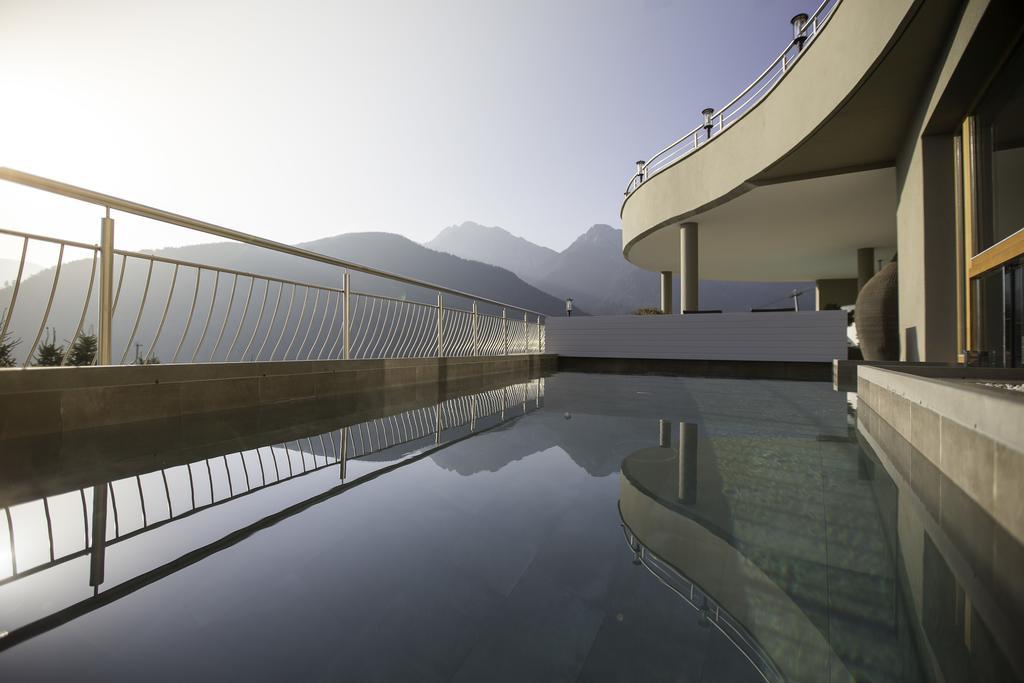 Kronplatz-Resort Hotel Kristall Olang Exterior photo